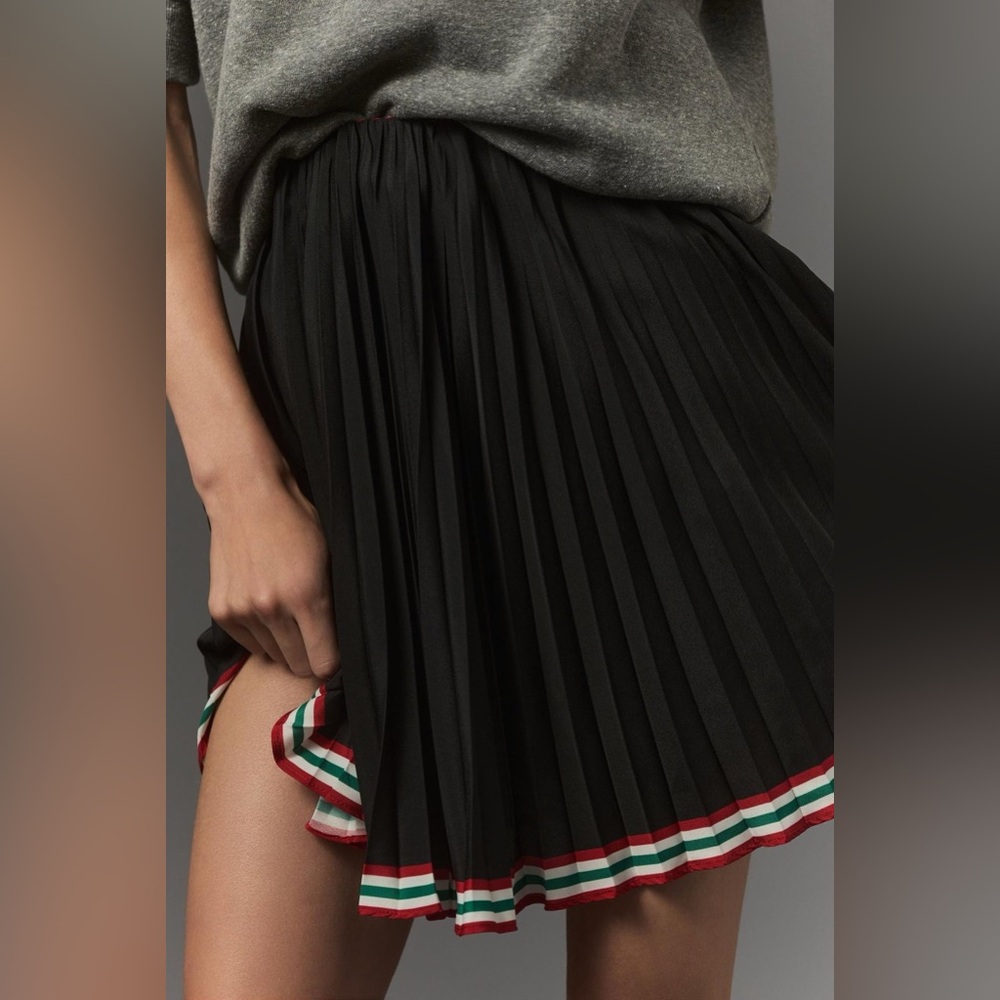 NWOT Anthropologie Mauve Pleated Mini Skirt with Ribbon Trim // Size 14